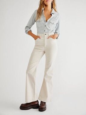 Levi's 725 High-Rise Bootcut Corduroy Jeans | W29 L32, Size 8